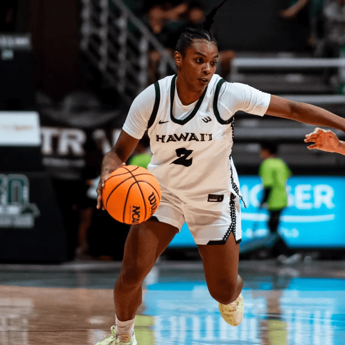 Teyahna Bond